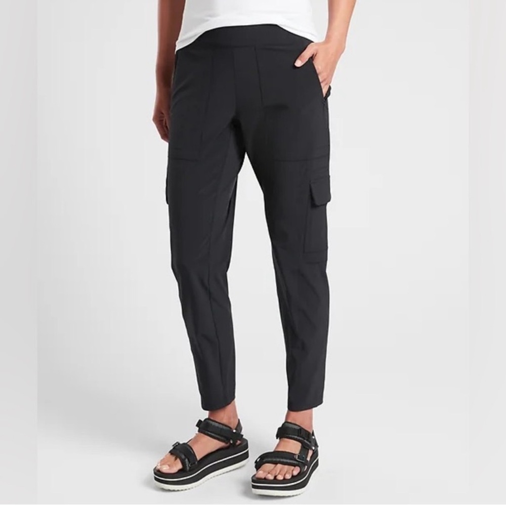 Athleta Cargo Joggers New with tags